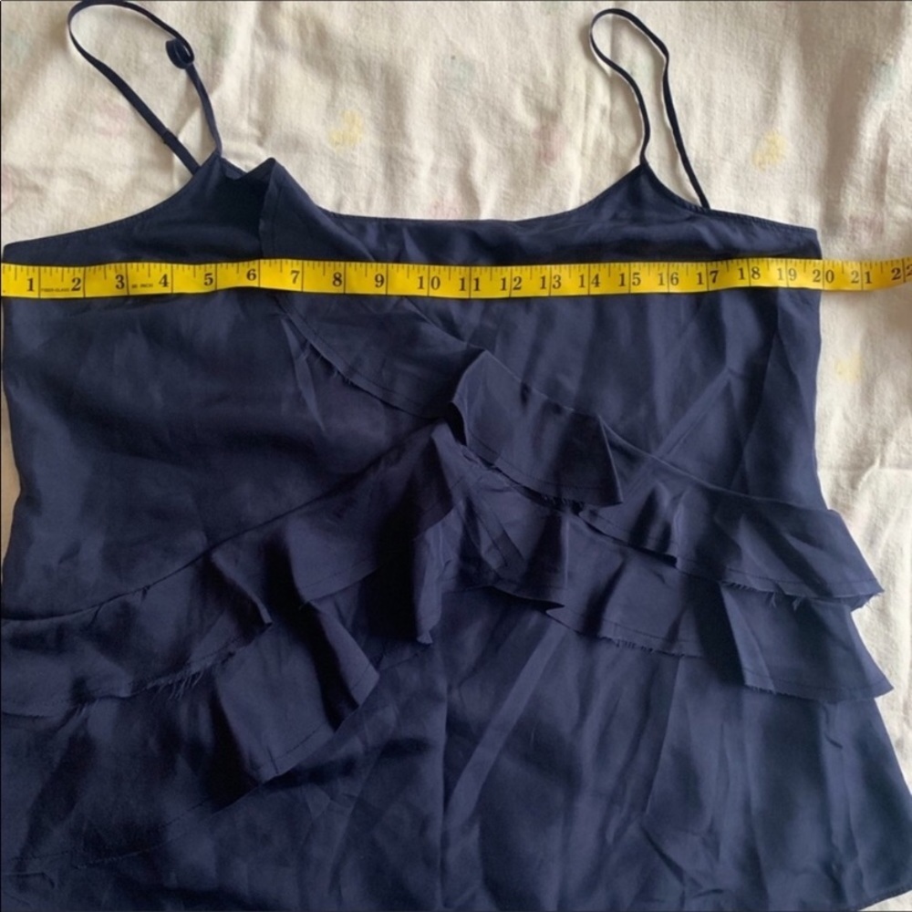 NWOT Banana Republic Silk Ruffle Top Large - Picture 4 of 7